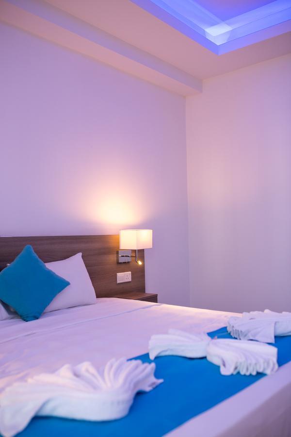 Flora Maria Hotel Aya Napa Dış mekan fotoğraf