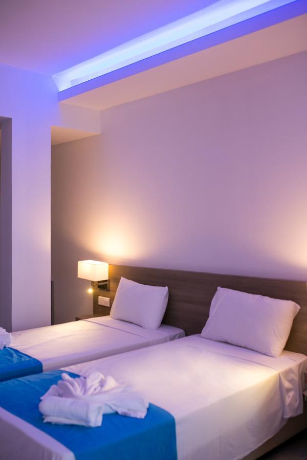 Flora Maria Hotel Aya Napa Dış mekan fotoğraf